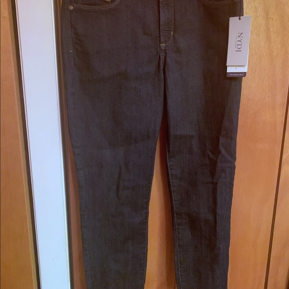 NYDJ Denim - Ankle Dark Blue Jeans / The original Slimming Fit